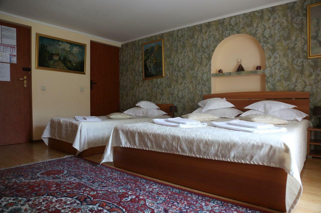 Hotel New Aosta Garden Sinaia Exteriér fotografie