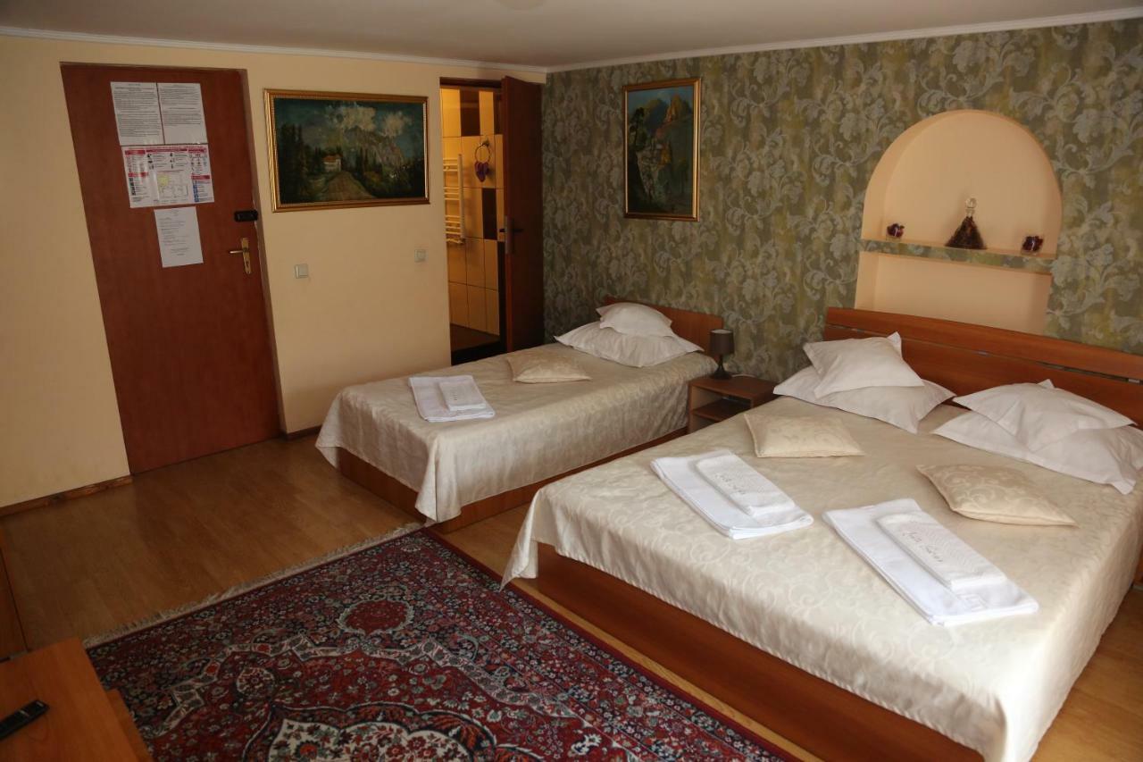Hotel New Aosta Garden Sinaia Exteriér fotografie